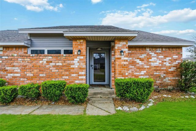 16702 Quail Meadow Drive, Houston, TX 77489