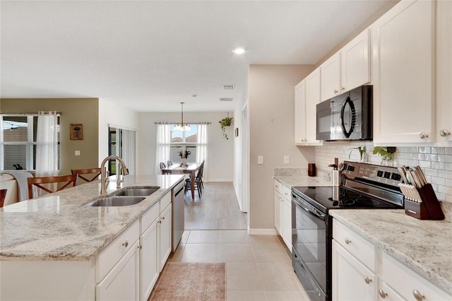 10324 GEESE TRAIL CIRCLE, Sun City Center, FL 33573