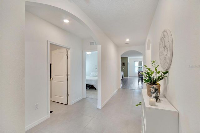 10324 GEESE TRAIL CIRCLE, Sun City Center, FL 33573