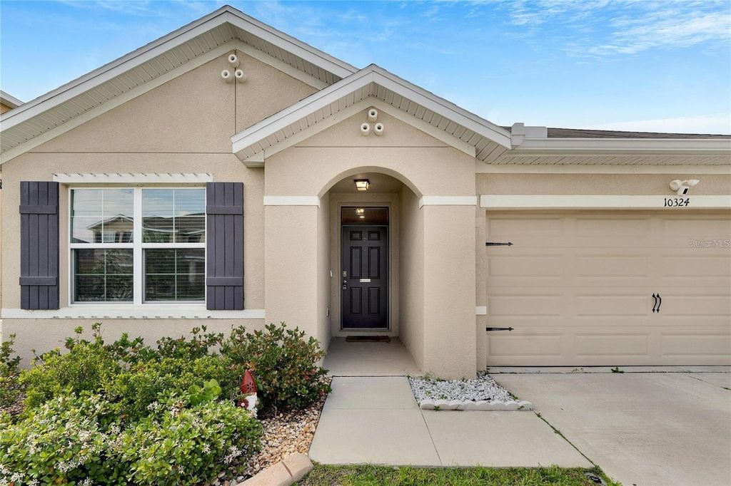 10324 GEESE TRAIL CIRCLE, Sun City Center, FL 33573