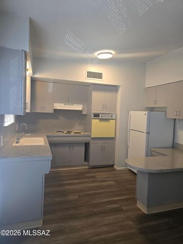 3507 E 3rd St Unit J, Tucson, AZ 85716