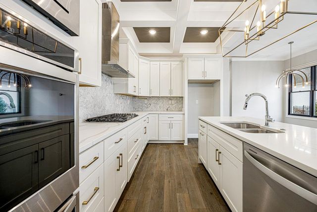 93 TOULOUSE DR, Memphis, TN 38103