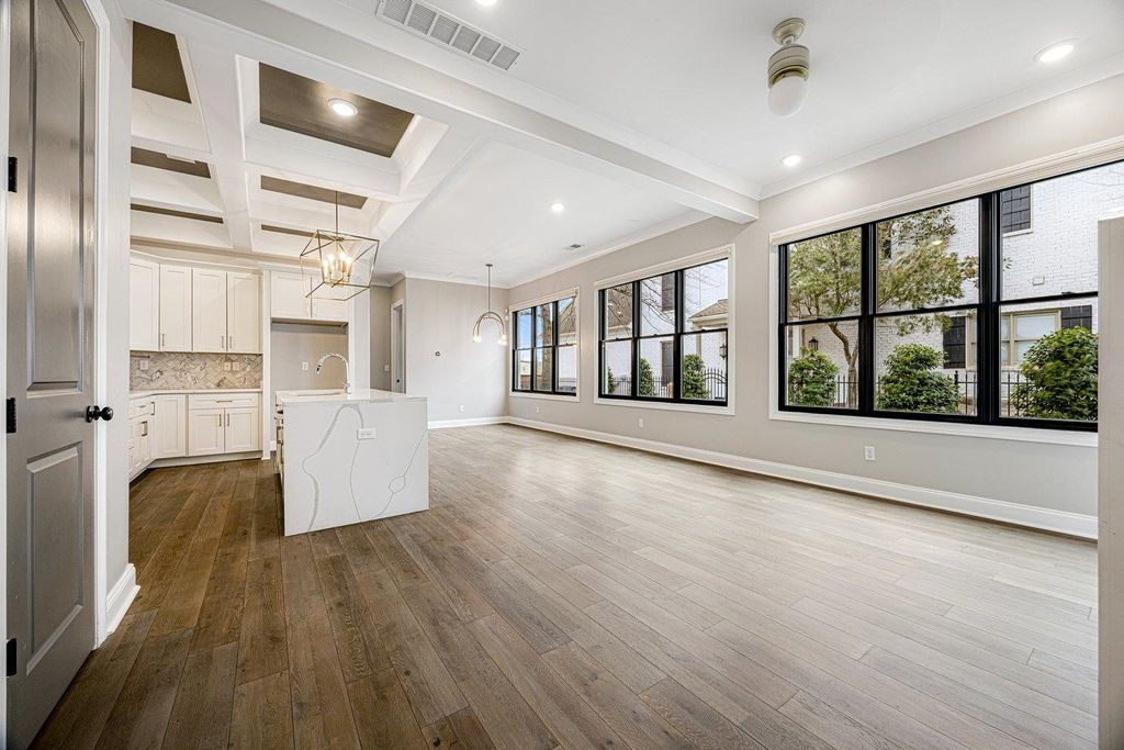 93 TOULOUSE DR, Memphis, TN 38103