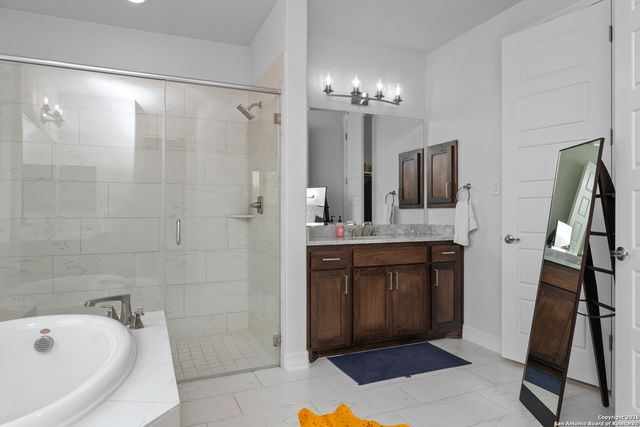 8517 Dana Elms, Boerne, TX 78015