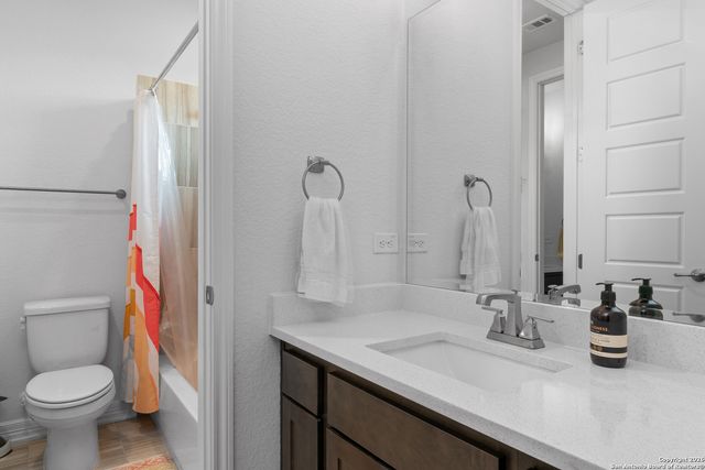 8517 Dana Elms, Boerne, TX 78015