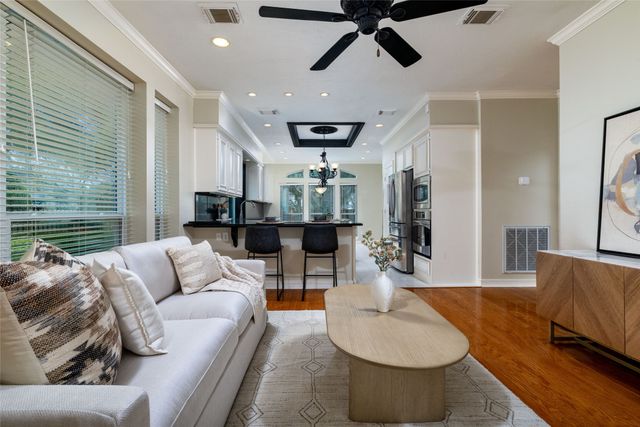 6705 Savannah Lane, Fort Worth, TX 76132