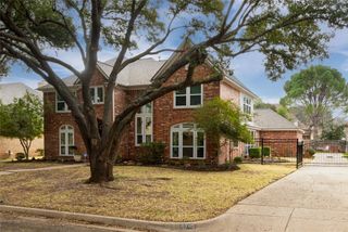 6705 Savannah Lane, Fort Worth, TX 76132