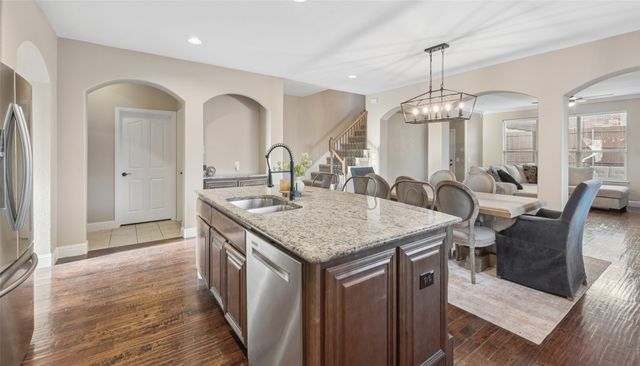 2300 Holder Drive, Euless, TX 76039