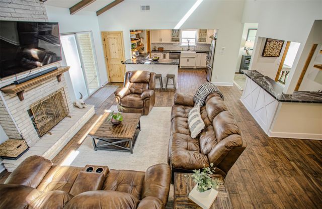 15526 Wandering Trail, Friendswood, TX 77546