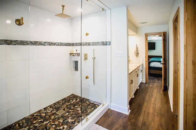 15526 Wandering Trail, Friendswood, TX 77546