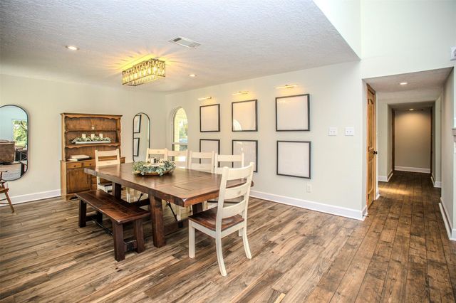 15526 Wandering Trail, Friendswood, TX 77546