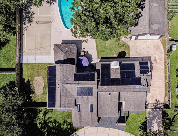 15526 Wandering Trail, Friendswood, TX 77546