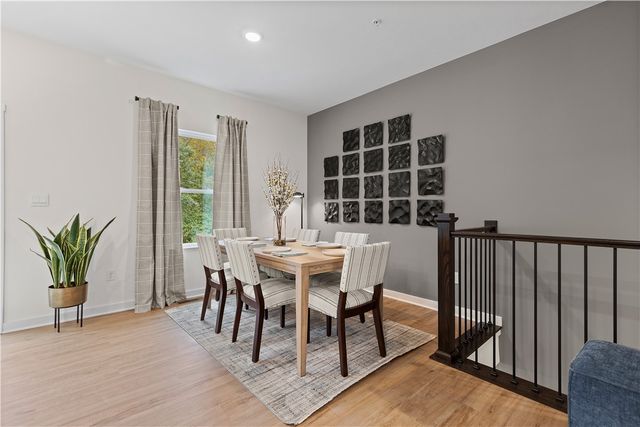 1606 Canterbury 216C, Imperial, PA 15126