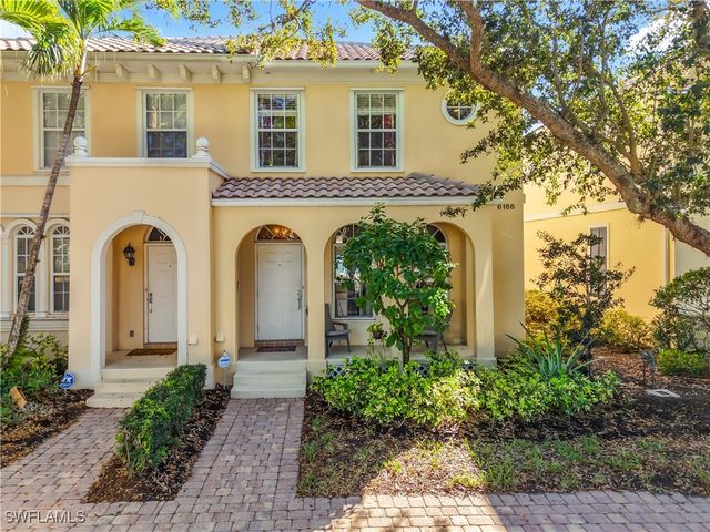 6186 Towncenter CIR, Naples, FL 34119