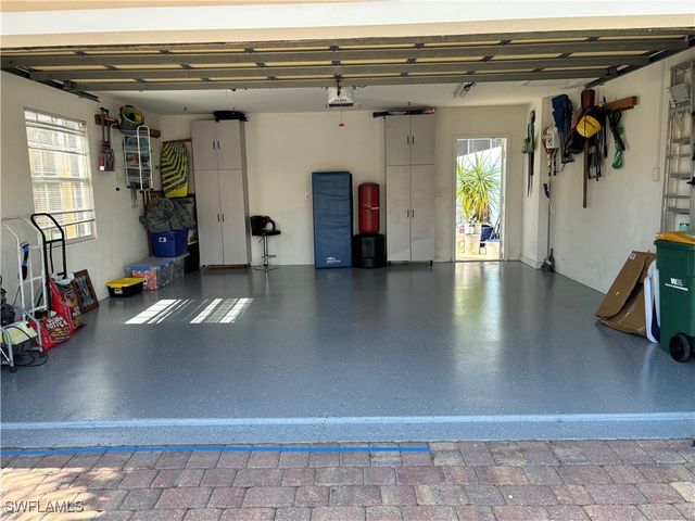 6186 Towncenter CIR, Naples, FL 34119