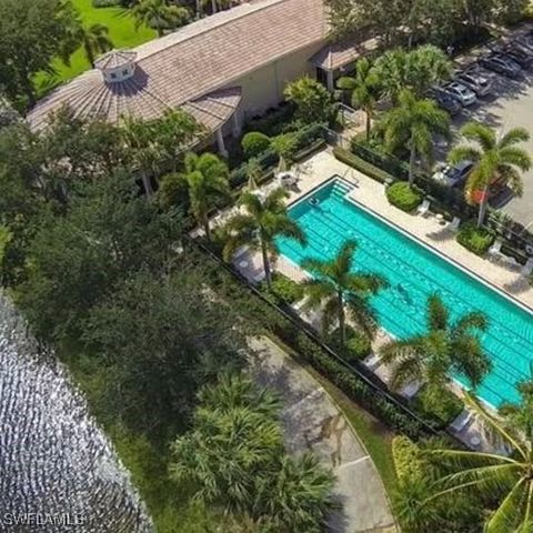 6186 Towncenter CIR, Naples, FL 34119