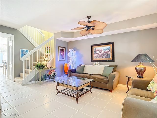 6186 Towncenter CIR, Naples, FL 34119