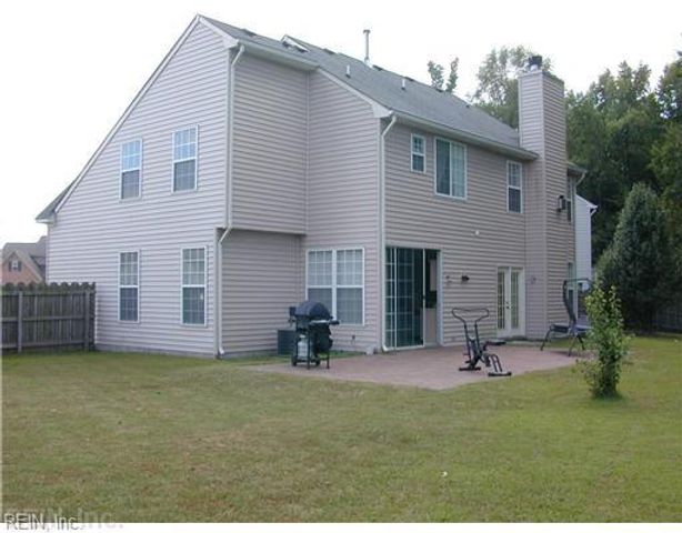 919 Meadowhill CT, Chesapeake, VA 23320