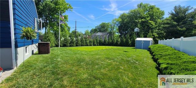 2 Monaghan Road, Edison, NJ 08817