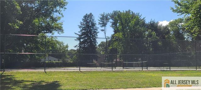 2 Monaghan Road, Edison, NJ 08817