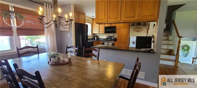2 Monaghan Road, Edison, NJ 08817