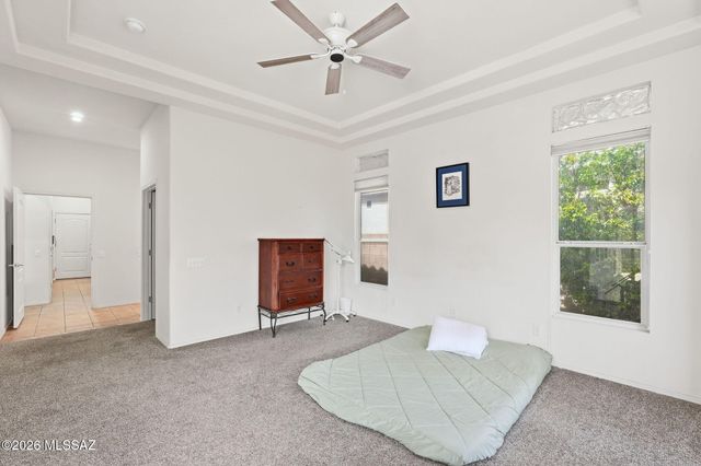 333 W Continental Vista Place, Green Valley, AZ 85614