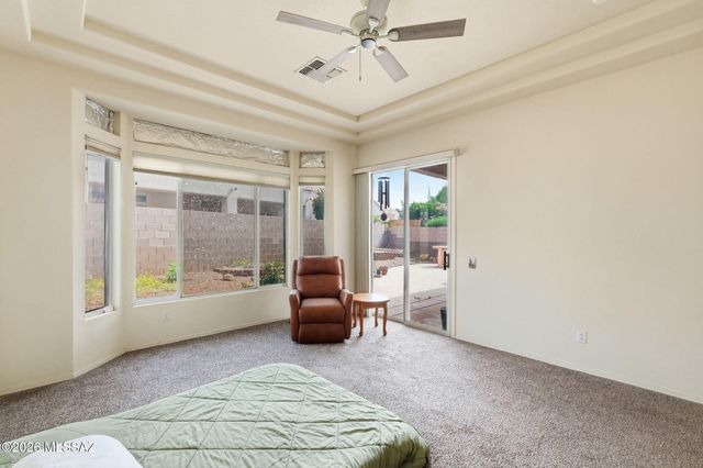 333 W Continental Vista Place, Green Valley, AZ 85614