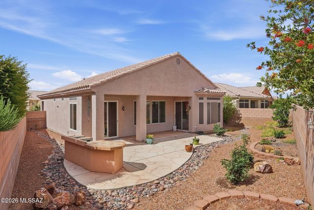 333 W Continental Vista Place, Green Valley, AZ 85614