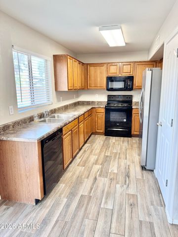 9820 W PIONEER Street, Tolleson, AZ 85353