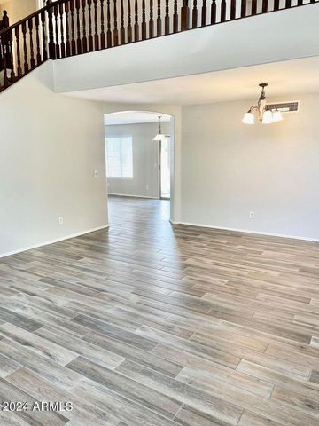 9820 W PIONEER Street, Tolleson, AZ 85353
