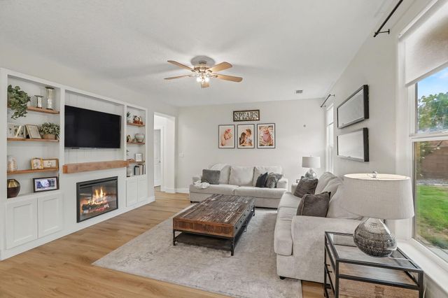 22 Monte Vista Drive NE, Rio Rancho, NM 87124