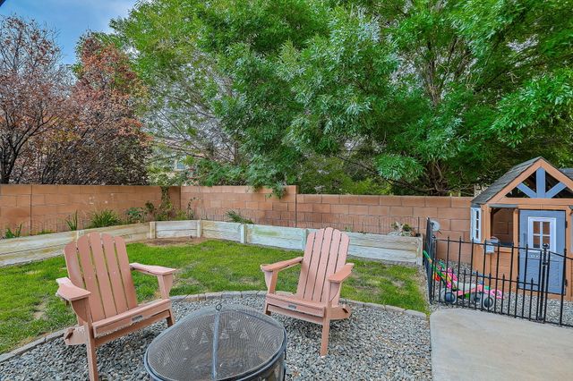 22 Monte Vista Drive NE, Rio Rancho, NM 87124