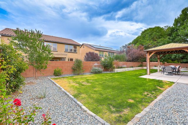 22 Monte Vista Drive NE, Rio Rancho, NM 87124