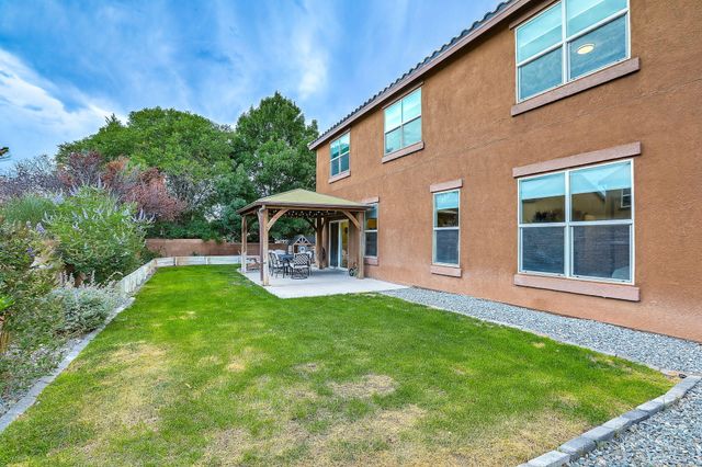 22 Monte Vista Drive NE, Rio Rancho, NM 87124