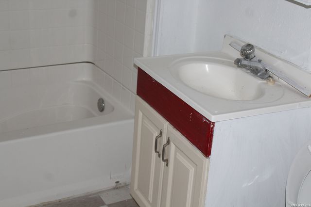 306 E Huff, San Antonio, TX 78214