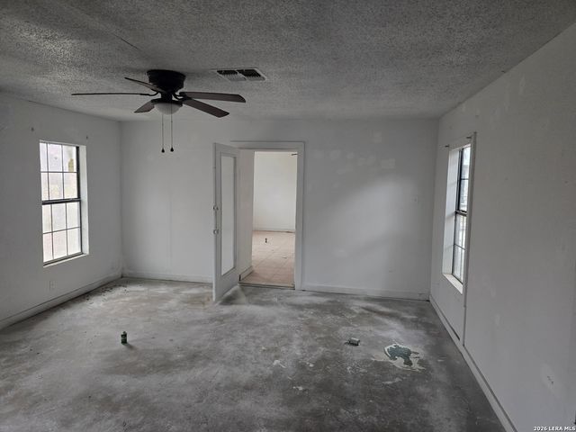 306 E Huff, San Antonio, TX 78214