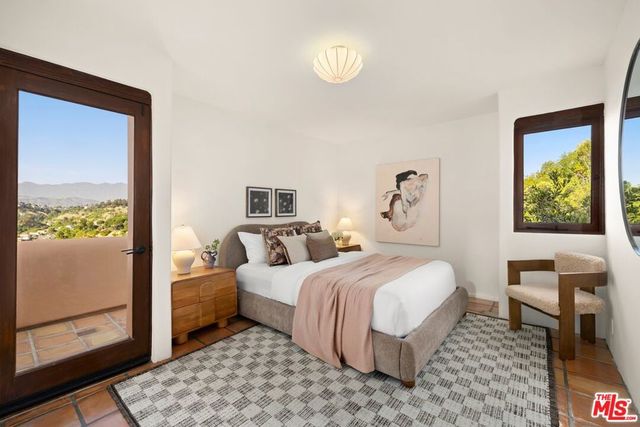 1521 Randall Court, Los Angeles, CA 90065