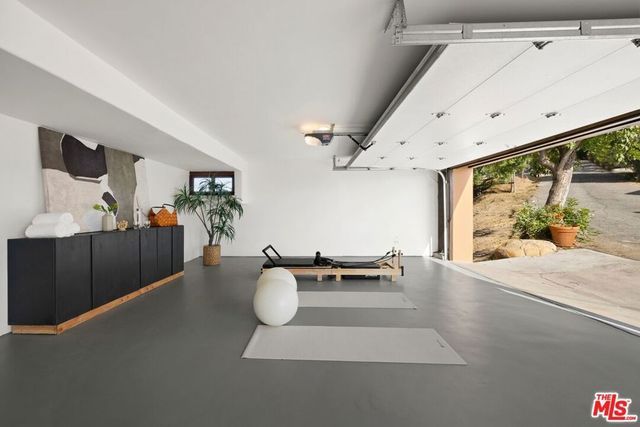 1521 Randall Court, Los Angeles, CA 90065