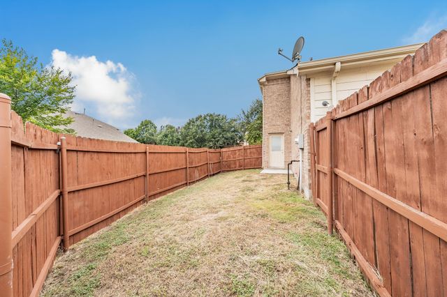 5446 Prairie Lane, Grand Prairie, TX 75052