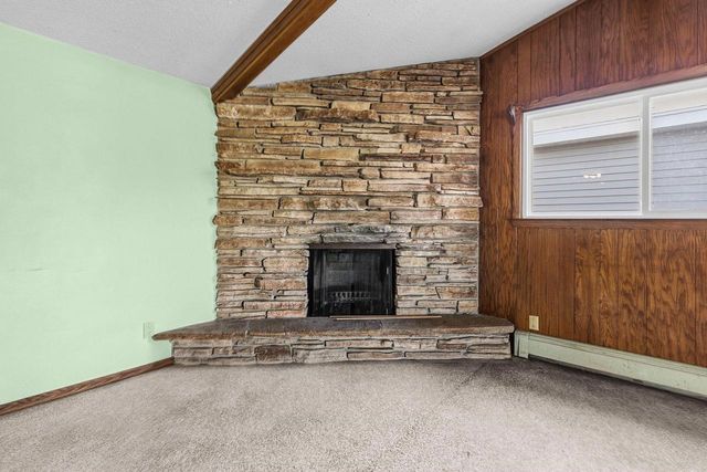 W6698 SCHOOL ROAD, Greenville, WI 54942