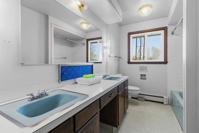 W6698 SCHOOL ROAD, Greenville, WI 54942