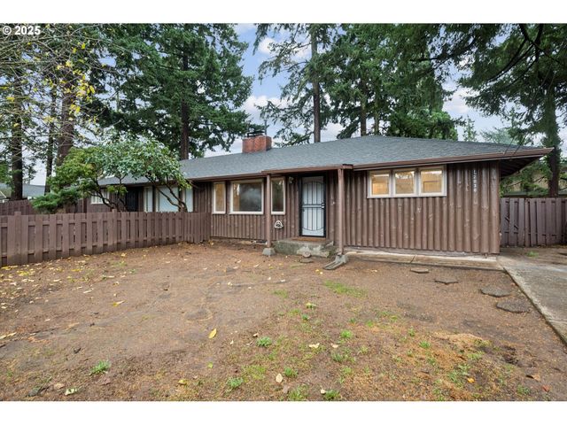 12030 Ne HOLLADAY St, Portland, OR 97220