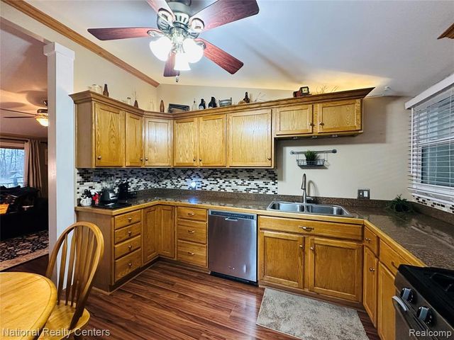 10461 9 Mile Road, Whitmore Lake, MI 48189