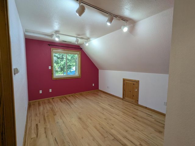 3734-B N Deer Lake Rd, Loon Lake, WA 99148