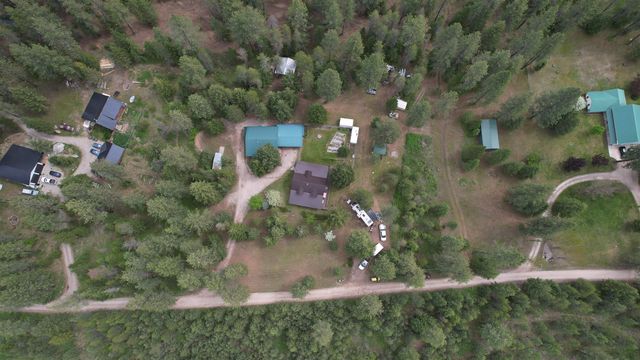 3734-B N Deer Lake Rd, Loon Lake, WA 99148