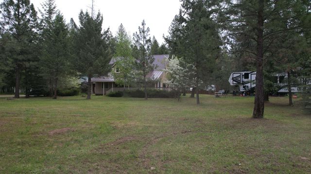 3734-B N Deer Lake Rd, Loon Lake, WA 99148