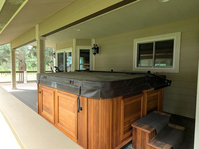 3734-B N Deer Lake Rd, Loon Lake, WA 99148