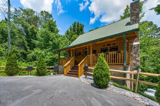 1728 Scenic Woods Way, Sevierville, TN 37876