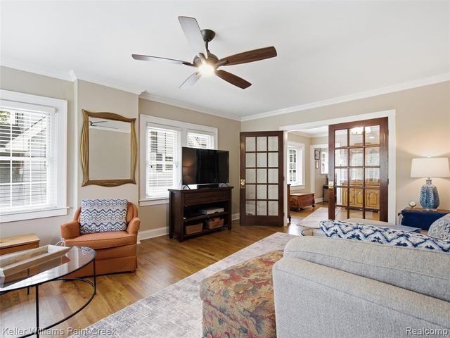 421 N Castell Avenue, Rochester, MI 48307