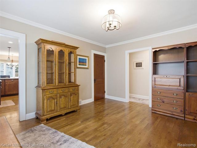 421 N Castell Avenue, Rochester, MI 48307